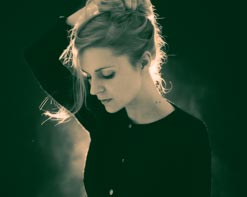 Agnes Obel